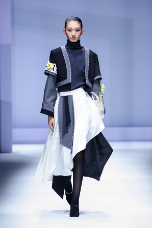 江西服装学院 (1).JPG