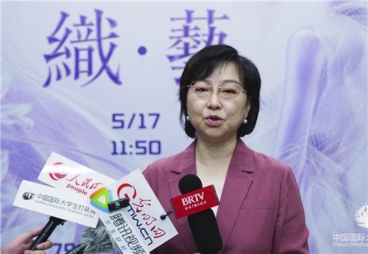 大连艺术学院采访.jpg